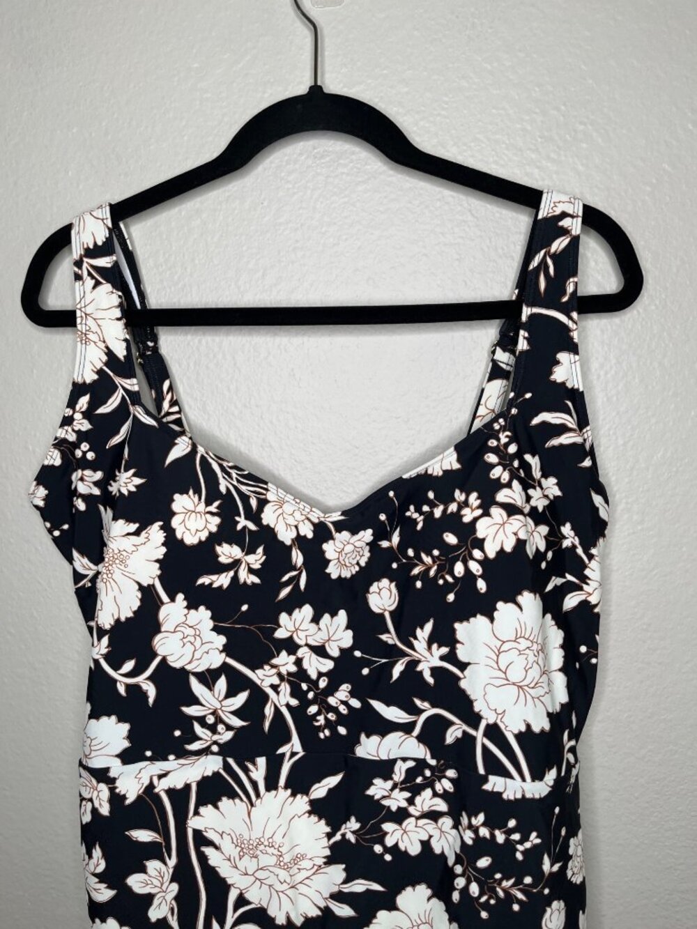 Summersalt Black White Floral One-Piece Swimsuit Size 18 - Picture 2 of 7